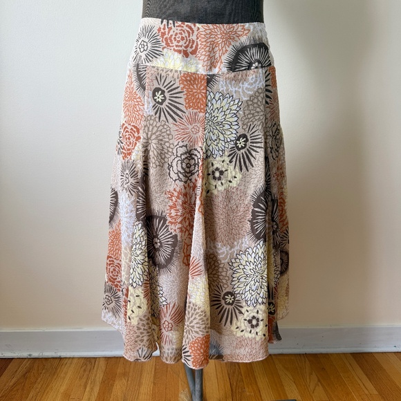 Y2K Lightweight Flowy MIDI Boho Floral Skirt - Picture 1 of 8